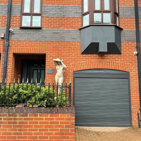 Stylish 1-Bed Studio Londres Extérieur photo
