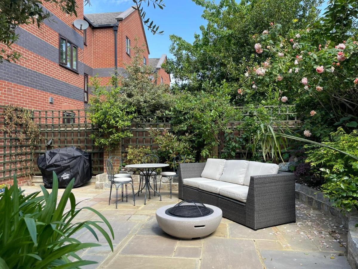 Stylish 1-Bed Studio Londres Extérieur photo