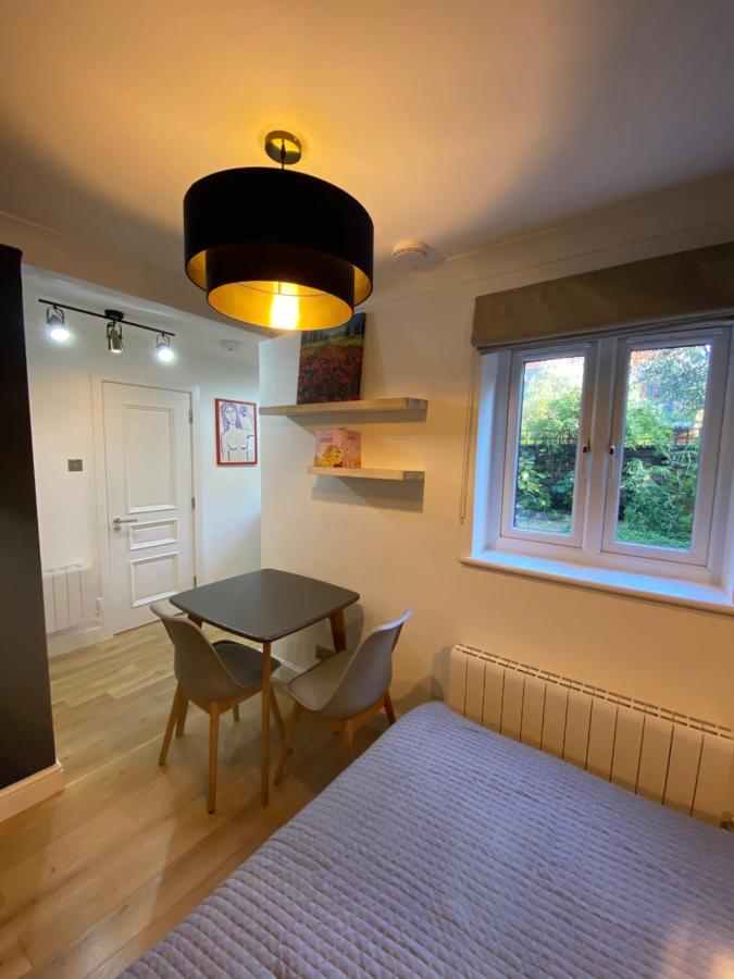 Stylish 1-Bed Studio Londres Extérieur photo