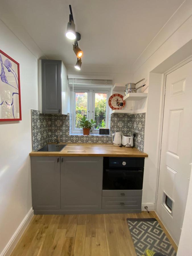 Stylish 1-Bed Studio Londres Extérieur photo